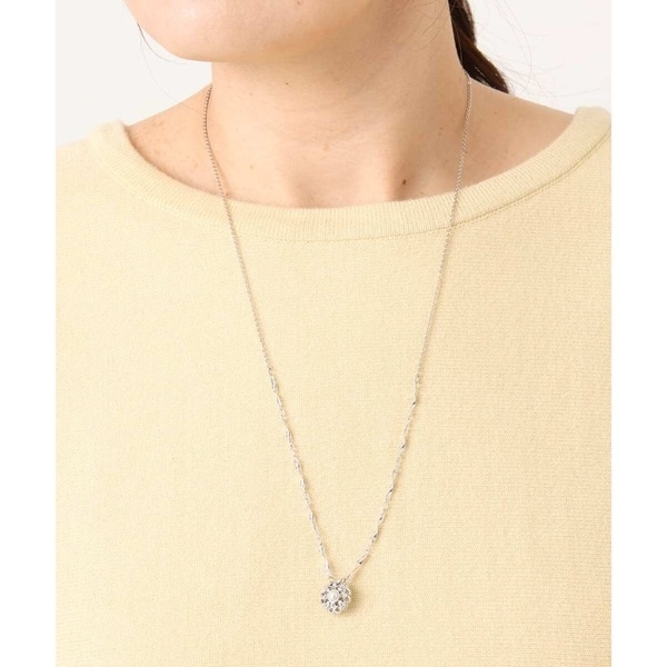 レース風サークルモチーフネックレス