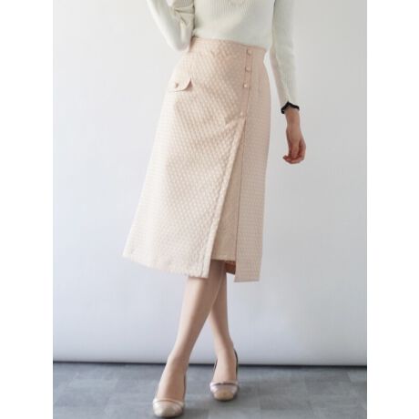 [^:607510]hbgWK[hÂ߂Ȃ`CAVXJ[g򊴂hbgWK[hfނŉ`ĈXJ[gBĝ̃CYɍ\zĂnfނŁAIX^CłƊĒȂ܂BŃAVg[ȃfUC|CgłBz̐؂ւɂ͓F̃[XE΂ăANZgɁBg(`170cm)łG̉B䊴ŁAg̒pŃ~ɒǂȐgłoXǂXJ[gɎdオĂ܂B