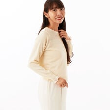 【サマーニット】胸元透かし柄パール付丸首ニット