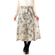 カールパークレーン(Karl Park Lane)の花柄8枚ハギフレアースカート