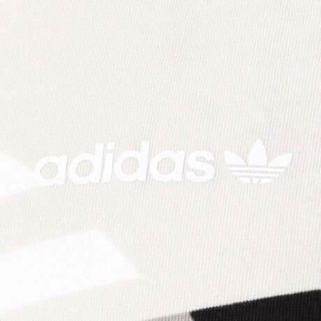 ｱﾃﾞｨﾀﾞｽｵﾘｼﾞﾅﾙｽ Aop Logo Play T エーオーピープレイバッジ アディダス オリジナルス Adidas Originals H ファッション通販 マルイウェブチャネル