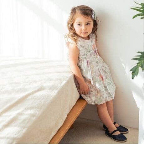 [^ԁF1252320]oeBt@ubNXuIrma's GardeniC}YEK[fjvgpo[s[XB̓hbvV_[fUCBr܂ŖtdlBɂOLł^OB140cmWEB̃TCYłByIrma's GardenzmȃuVXg[NƑ@ׂȉMՂ𒉎ɃvguC}YEK[fv́AłVvŔR\Ă܂B[tHrAA|s[AAXgeBAACxX炩ȐʂŎ`AD̊iqƑgݍ킳AzIȑ̈ۂoĂ܂By߂̒p͏tăV[YzyzȂyňzʁyLkzȂynzy|PbgzȂyAWX^[zȂ