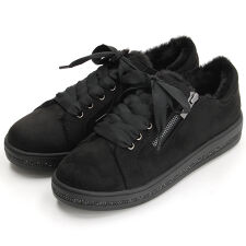 レースアップボアスニーカー