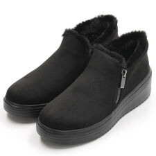 アンリーフ(unReef)の厚底ジップアップボアスニーカー