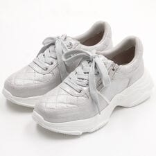 厚底レースアップスニーカー