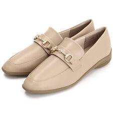 オールウェザー対応ビットローファー