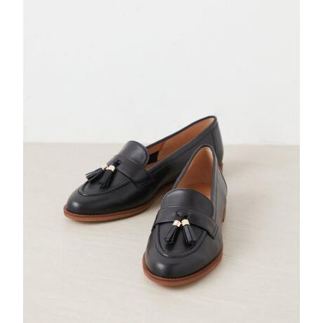 [^ԁF202551965827]100N̗jwlC[J[AJmЂ̖،^gp{̃^bZt[t@[BɃANZgYĂ^bZfUĆA悢{[ŕLȂɃ}b`܂BJ[̓x[VbNȃubNƁADAC{[2FWJBfގRȃĉ鋍vgpB~ƃCjOɂ͐ۖhL@\̂fނ̗pĂA@\̍͂łBfUC^p[cƃU[gݍ킹^bZ|Cg̃[t@[B~ƂƁAܐ敔ɂ3̒ᔽX|WzAfUCƉKȗSn𗼗܂BV[Y2025Ntďi