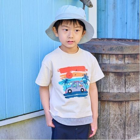 [^ԁF5352211]TZbgr[`̃OtBbNۓITVcłB̓XgCvnC[h悤ȂȃfUCB̏ԕ̃AbvPłɕ\܂BڐG⊴EzقǂĂAKȒSnL[vBɂOLł^OĂ܂B80A90TCŶ݌JyzȂyňzʁyLkzynzȂy|PbgzȂ蕨^ԃx[WFfg:110.5cm pTCY:110cm 