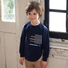 ポケットから電車長袖Tシャツ