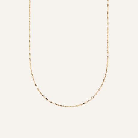 [^:GJVN054740YG]N[o[`F[̃lbNXB`F[1R}lt̃N[o[ɂȂĂ܂BN[o[͍K^̏ےƂ郉bL[`[tB̃N[o[dȂfUCŁA邽߂܂B`F[݂̂̃lbNX͂ǂȃX^Cɂ킹₷A[h[uɉWG[B40cm̃lbNX̓fReő@ׂȌ߂܂BXChAWX^[Ŗ35cm?40cm܂ōׂ߂łAD݂̒ɍ킹Ƃ|CgłBpbP[WɂĂ͗\ȂύXɂȂꍇ܂ByVA_25FWz