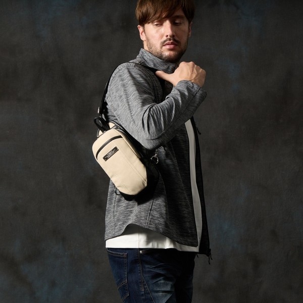 [}C]~j{fBobO/nC_EFCiHIDEAWAYSj 18x[W