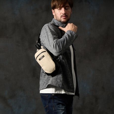 [^ԁF5465-7201]fUC̍vgp[hȈۂ̃~j{fBobOBS̃^v[gۖڂ䂫܂BIɃubN̕ʐnŐ؂ւăX^CbVȈۂɎdグĂ܂Btgɂ͂|Pbg݂Aו̎d\łBTCYX}[gtHzȂǁAKvŒ̎וło|ł悤AԂȃTCYɐݒ肵Ă܂Big烌W[V[܂ŕL􂵂܂B|PbgF1EO1@dF290gfނȂ߂炩ȃ^b`̃v̗pBʐnɂ͉̂X[XgpĈ܂ۂɂĂ܂Bӓ_̐i̓|E^ReBOvgpĂ܂̃|E^͔Ňo߂ƂƂɃqr꥔̌o򉻂܂݂̋Zpł͂̌ۂ~߂鎖͓gp̍ۂ͗\߂摜̏i̓TvłBۂ̏iƂ͎dlEHETCYEfނ኱قȂꍇ܂B fډ摜̏i̐F́ABeꏊ̓ȂǂɂFقȂČꍇ܂Bi̐F́AnAbv̉摜QƂB܂Aql̂gPCEX}[gtH̃j^[ȂǂɂFقȂČꍇ܂B\߂̏ゲB