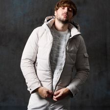 ハイダウェイ(HIDEAWAYS)のフードプリント中綿ブルゾン