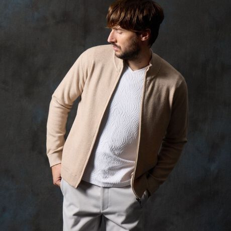 [^ԁF5565-6300]fUC_炩A肵ŔĜA~mu҂݂ŎdグX^htWbvu]jbgɂȂ܂BAE^[ƂĂAR[g̃Ci[ƂĂpĂėp̍u]jbgɂȂ܂BTCY߂̃TCYŒSnQBEGXgɂiꂽV[vȃVGbg͂łBfރ[/|GXe/iC3ҍ1{Ń~mu҂݂ŎdグĂ܂B_炩A肵ŔĜҒnɎdグ܂B~mu҂݂̓Ō^ꂵ߁AꂪyłBLkF萶ňF聡ӓ_n̐ACɂsON邱Ƃ܂BpyуN[jO̎舵Ɍ䒍ӂB摜̏i̓TvłB@ۂ̏iƂ͎dlEHETCYEfނ኱قȂꍇ܂Bfډ摜̏i̐F́ABeꏊ̓ȂǂɂFقȂČꍇ܂B@i̐F́AnAbv̉摜QƂB@܂Aql̂gPCEX}[gtH̃j^[ȂǂɂFقȂČꍇ܂B@\߂̏ゲBpfg182cm B89cm W75cm H90cm pTCY48