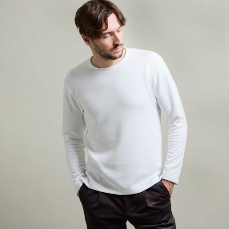 [^ԁF5565-9832]fUCoCX̃WJ[h[Jbg\[ngpVvȃN[lbNvI[o[ɂȂ܂BAE^[ƂĂCi[ƂĂd󂷂ꖇɎdグ܂BTCYقǂ悢Ƃ芴ȂAEGXgɂiꂽV[vȃVGbg͂łBfރjbĝ悤ȕ\ʊ̃Jbg[͏_炩ȔGŒSnQłB\tgȎ͂ŁAg݂L[vc݉߂Ȃقǂ悢݂ɎdグĂ邽߁A_EAE^[d˂ĂXbLƒpĂ܂BLkF萶ňFʁӓ_n̐ACɂsON邱Ƃ܂BpyуN[jO̎舵Ɍ䒍ӂBKvȏ̖ĆA[̃pCE|̌ƂȂ܂BpŖщHtꍇ́AyubVOĎ菜ĉB́Ał邾nF̂̂̒p߂܂Bpɂ胂[̕\ʂ򂪕ωČꍇ́AX`[̕ACŏCĉByHIDEAWAYS BLACKzidAVbNŗ͋C̍̂eCXg{ƂAl̒j񂵂₷VvȃrWlXΉɂꂽhJWX^CāBl[ʂȃubN^OgpA荂oĂ܂B摜̏i̓TvłB@ۂ̏iƂ͎dlEHETCYEfނ኱قȂꍇ܂Bfډ摜̏i̐F́ABeꏊ̓ȂǂɂFقȂČꍇ܂B@i̐F́AnAbv̉摜QƂB@܂Aql̂gPCEX}[gtH̃j^[ȂǂɂFقȂČꍇ܂B@\߂̏ゲBpfg182cm B89cm W75cm H90cm pTCY48