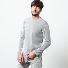 タックボーダーVネックプルオーバー