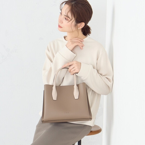 型押しハンドルバッグ