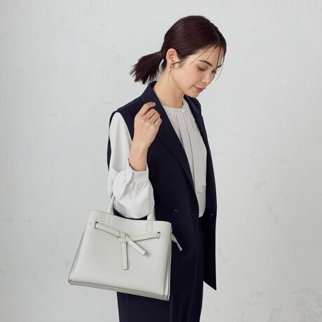 [^ԁF95-20BK10-205]sfUCtEgḧꖇgpAydグ{tg[gBEщ̏iȃ{|CgŁAʋ΂ɂfC[gɂ߂łB{̂ƃ{J[ɂĂ̂ŁAÂȂ肷ɗlXȃV[łg܂BEC̎[ɉAÔ|PbgdlŁAobO̒gXbLdĎ[o܂BEO\ȃV_[tŎ΂ߊ|ɂΉo܂Bsfށt{́FׂȃV{̂fގ胊{FV{̏ȂfށsdltFd؂t@Xi[|Pbg~1I[v|Pbg~1s舵tv́AAAɎキAƂ̖Cɂ܂ɕ\ʂ򉻁AF鎖L܂BA܁AVi[Ȃǂgp܂ƁAϐFǍƂȂ܂BӉB܂AJȂǂŔGꂽ܂ܕuȂŉB\ʂ_炩fނƂȂ܂B|A戵ɂ͂ӉBȋ́AĂ˂Ɏ舵ĉBCMŁAϐFjꍇL܂BӉB