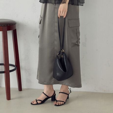 [^ԁF95-20BK14-205]sfUCtEVvŏiȌ`̃V_[obOłBEׂV_[ƈ肪@ׂȕ͋CŁA|ɓKV_[̒ɂȂĂ܂BELbƋPTCh̊ۃJƃ^t@Xi[ANZgBubNɂ̓S[hAO[̓Vo[bLłBE\tgȍvgpĂ̂łƂĂyAXgXt[łg܂Bsfށt\tgȐGSn̑fށsdltFI[v|Pbg~1s舵tv́AAAɎキAƂ̖Cɂ܂ɕ\ʂ򉻁AF鎖L܂BA܁AVi[Ȃǂgp܂ƁAϐFǍƂȂ܂BӉB܂AJȂǂŔGꂽ܂ܕuȂŉB\ʂ_炩fނƂȂ܂B|A戵ɂ͂ӉBȋ́AĂ˂Ɏ舵ĉBCMŁAϐFjꍇL܂BӉB