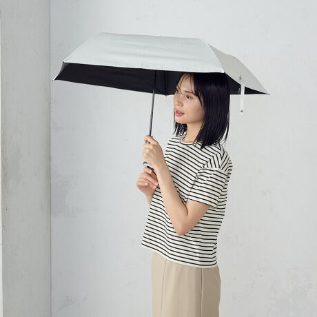 [^ԁF95-10RK01-205]sfUCtEϐɗDĂ̂ŁAJPƂĂSĎgpł鐰Jp̐܂肽ݎPłBEP̍͌yďvȃJ[{fނgpA킸120gƌyʂł̂ŁA^тɕ֗łBEn̗ʂF̃|E^R[eBOHĂ̂ŁAOՕEՌ100ƗDĂÂ܂Ԃ̊x̏㏸hoł܂Bsfށtyʂ̃|GXenɖhEHĂ܂Bɗʂɂ̓|E^R[fBOHĂ܂BsdltEe̒50cmES낭tEOՕ100EՌ100s舵tiɂ͐܂BɎ͂̈SmFĂgpBP̊Jɂ́Aĝ痣ĎgpĂBPnɂ͖hH{ADɂ͝gpĂ܂AJⒷԂ̂gpł͉JݍނƂ܂B܂H(hJAXeb`ApCsOAe[v)̓fUC̓ASȖhHꍇJݍ݂₷̂łӂBnhN[Ă~߃N[nA茳̐F̌ɂȂꍇ܂BXebLɎgpȂłB茳܂͍̐[ꂽ܂܎gpȂłBU񂵂蓊肵ȂłB͔̎j鋰ꂪ܂̂ŁAӂĂgpBgp͉Aď[ɊĂBGꂽ܂ܕuƐn̖hA͂̒ቺ⍜̗򉻂ɂȂ܂Biɂ͍\AmȂĂӏ܂̂ŁAw܂Ȃlɏ[ɒӂĂgpBPɃOXt@Co[gpĂꍇ́AjۂɔjGƃgQhꍇ܂̂ŁAڐGȂȂ悤ɂĂBgp̍ۂ́AnقĂJĂBɊJƍ܂ꂽAPŜɕS錴ƂȂ܂BP͕KɎĂgpBqlɂ͕ی҂̕炲ӂB