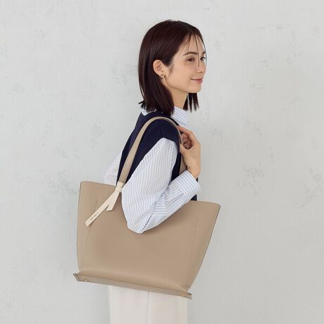 [^ԁF95-20BM19-205]sfUCtEוɌ@\ȃg[gobOłBEʂ|PbgOw\ŉוd₷AƂ܂Ƃ߂邱Ƃo܂B̓t@Xi[tŖhƖʂSBEɂ̓NbV|Pbg⃁bV|PbgAt@Xi[|PbgAlXȗprɍ킹|PbgS6tĂו𐮗₷łBEPC/^ubgΉ̃NbV|Pbg13C`܂őΉ\ƂȂĂ܂Bi@ɂĂ͑Ήs̂̂܂̂łӉB)EɃ{gz_[2tĂA}C{gƐ܂ݎP𗼕֗łBEetĂ̂ŁACꂪyYɎgƂo܂BESꂽщ̃{ANZgBVvȃobÕIV|CgłBEpIœ}}ɂg₷fUCłBsfށt}bĝ闼ʈꖇdĂ̑fށsdltʂ|PbgFt@Xi[|Pbg~1 PCE^ubg|Pbg~1I[v|Pbg~2 I[vbV|Pbg~2{gz_[~2s舵tv́AAAɎキAƂ̖Cɂ܂ɕ\ʂ򉻁AF邱ƂL܂BA܁AVi[Ȃǂgp܂ƁAϐFǍƂȂ܂B܂AJȂǂŔGꂽ܂ܕuȂŉBȋ́AJɎ舵ĉBߓxȈςAՌA\ȈȂǂŁAj邱Ƃ܂̂łӉB