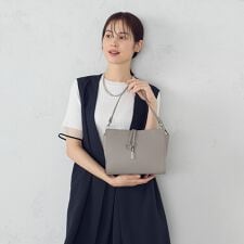 ロゴプレート ミニショルダー
