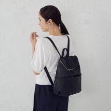 A4サイズ対応 タックリュック