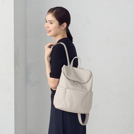 [^ԁF95-20BM03-205]sfUCtEۂ݂̂炵`|Cg̃bNBLX^COɃ}b`ACełBE|Pbgŉו̎d₵₷̂|CgłBtg̃t@Xi[|Pbg͉JŎg₷ATCh̃|Pbg̓ybg{gPȂǂ̎[ɂ֗łBɂt@Xi[|PbgƃI[v|PbgtĂ܂BEw̃|Pbg͓ƗĂAMdîɕ֗łBEA4TCYΉŔėpAg肪ǂACełBsfށt\tgȎŃV{̂fށsdltOFt@Xi[|Pbg~2I[v|Pbg~2Ft@Xi[|Pbg~1I[v|Pbg~2s舵tv́AAAɎキAƂ̖Cɂ܂ɕ\ʂ򉻁AF邱ƂL܂BA܁AVi[Ȃǂgp܂ƁAϐFǍƂȂ܂BӉB܂AJȂǂŔGꂽ܂ܕuȂŉBȋ́AĂ˂Ɏ舵ĉBߓxȈςAՌA\ȈȂǂŁAj邱Ƃ܂̂łӉB