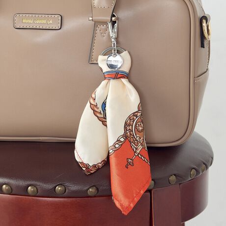 [^ԁF95-40AM01-205]sfUCtEXJ[tfUC̑lobO`[łBE؂₩ȃIWA͋C̃ubNAghJ[̃uE3FWJBE莝̃obOłA`[t邾ŕ͋CςAyɂyނƂł܂BEV[YXŎ₷fUCEL[`[ƂĂg܂B̏íAnْ̍fɂ摜Ǝ̏̕oɈႢ܂B\߂BsdltiXJ~1L[O~1s舵t̏íAfނ̓ACAGɂF鎖܂B܂AJȂǂŔGꂽ܂ܕuȂŉBȋ́AĂ˂Ɏ舵ĉBߓxȈAՌA\ȈȂǂŁAj邱Ƃ܂̂łӉB