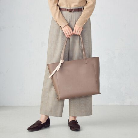 [^ԁF95-20BO19-206]sfUCtEוɌ@\ȃg[gobOłBEʂ|PbgOw\ŉוd₷AƂ܂Ƃ߂鎖o܂B̓t@Xi[tŖhƖʂSłBEɂ̓NbV|Pbg⃁bV|PbgAt@Xi[|PbgAlXȗprɍ킹|PbgS6tĂAו𐮗₷łBEPC/^ubgΉ̃NbV|Pbg13C`܂őΉ\ƂȂĂ܂Bi@ɂĂ͑Ήs̂̂܂̂łӉB)EɃ{gz_[2tĂA}C{gƐ܂ݎP𗼕֗łBEetĂ̂ŁACꂪyYɎgo܂BESꂽщ̃{ANZgBVvȃobÕIV|CgłBE̎dlVA|̌ւ̕S炵܂BEpIœ}}ɂg₷fUCłBsfށt}bĝ闼ʈꖇdĂ̑fށsdltʂ|PbgFt@Xi[|Pbg~1PCE^ubg|Pbg~1I[v|Pbg~2I[vbV|Pbg~2{gz_[~2s舵tv́AAAɎキAƂ̖Cɂ܂ɕ\ʂ򉻁AF鎖L܂BA܁AVi[Ȃǂgp܂ƁAϐFǍƂȂ܂BӉB܂AJȂǂŔGꂽ܂ܕuȂŉBȋ́AĂ˂Ɏ舵ĉBߓxȈςAՌA\ȈȂǂŁAj邱Ƃ܂̂łӉB