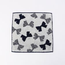 リボン柄ハンカチタオル