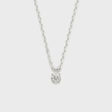 ノジェス(NOJESS)のシルバーダイヤモンドネックレス（0.05ct）