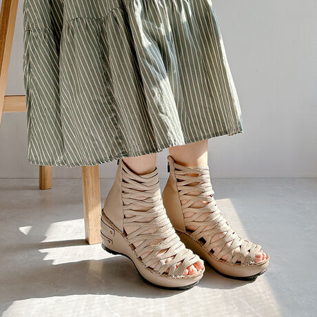 Hina Day Green̑㖼EOfBG[^[U[T_B㎿Ȗ{vgA{̏nElJɎdグlꑫB\[ӂӂ̃C\[ŔɂA7.5cm̃q[rEX^CAbvʂ҂ł܂IobNt@Xi[tŒEJ^EGbW\[Ŝ{vŕґȈꑫłB݊̂OfBG[^[T_́AŃÑR[fɂȂ܂􃊃s[^[oAHina Day GreeñOZ[𐥔A/₷/₷/r/r/NbV/芴/JWA/Vv/o/f[g/p[eB[/XJ[g/pc/ZbgAbv/s[X/tA/VA[/{[/^Cg/s/ʋ/ʊw/][gX^C/{/{v/EFbW\[S̓{E㎿Ȗ{vґɎgpT_B݊̂fUCBobNt@Xi[ŒEJ^I\[ŁArErʃAbvATTENTION@VRvgpĂ邽ߊv̕⎿Ɍ̍܂B@fނ̓A̐FCꂪꍇ܂B@nhChɂ鐶YߒŐ鑽̃LYVꍇ܂B\߂܂B@JȂǂ̎CACȂǂɂĐFACȂǂ̈ߕɒF\܂B舵ɂ͏\ɂӂB@i摜̎Be͎ōsĂ邽߁ACeBOɂƐFقȂꍇ܂B@îCɓo^! ēׂȂǂ̒ʒm󂯎邱Ƃł܂B[^:97-4390B]