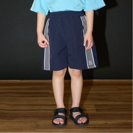 [^ԁF9852104]TCh̐؂ւƁA肰ȂꂽuBṽShイAANZgB؂ւɂ̓pCsO炢X^CbVȈۂɎdグ܂B4Ȃ̂ŁAdȂ炸AyȈۂ^܂ByďvȃiCfނgpĂ̂ŁA₷KȒSnłBʉʊwAOVтɂ߂łBEGXg̓Sdlōeɂ̓SւtBEGXgŠ⒲߂\Ipł̂ꂵ|CgłBfpʐ^菤iʐ^łɋ߂FłBfډ摜̏i̐F́ȀƎ΂pxɂƐFقȂꍇ܂B܂\̃TCYƎ͎኱قȂꍇ܂̂ŁA\߂ByzȂAC{[ŊmFyňzʁyLkzȂynzȂy|PbgzyAWX^[zȂAC{[FfgF112cm pTCYF110cm FfgF109cm pTCYF110cm p[vFfgF114cm pTCYF110cm 