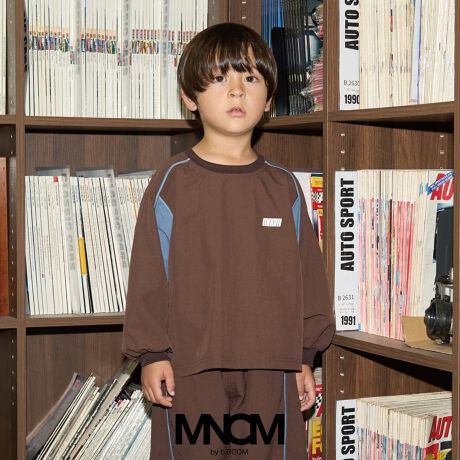 [^ԁF9853236]JWAX^CAbvf[gA|GXegbvXłBƂG̃|GXefނgpBC[W[PAŃfC[[XɍœKłB񌳁A̓udlŁA悭JWA_EB͔̐ؑ֕zFfUCɂȂĂA肰ȂANZgvXĂ܂Bfނ̃Chpc(iԁF9853133)ƍ킹ăZbgAbvŒp΁Aꊴ̂郊bNXX^CIꂼPił񂵂₷AR[fBl[g̕L܂Byb.ROOMVCuMNCMimN[jby b.ROOMvoIzJ[ɁAmN[ig[Emg[jR[fy߂VV[YłBƂVGbgŁAghESnEÔȂfUCɂ܂BVvȃS⃏|Cg̃OtBbNŁAǂȃACeɂ킹₷ÃR[fɎ₷iWJ܂BSւtBfpʐ^菤iʐ^łɋ߂FłBfډ摜̏i̐F́ȀƎ˂pxɂƐFقȂꍇ܂B@܂\̃TCYƎ͎኱قȂꍇ܂̂ŁA\߂ByzȂRQ`ŊmFyňzʁyLkzȂynzȂy|PbgzȂyAWX^[zȂRQFfgF105cm pTCYF110cm FfgF105cm pTCYF110cm FfgF108cm pTCYF110cm 