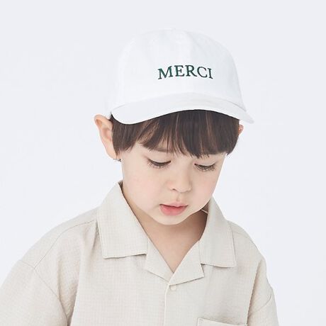 [^ԁF9541418]j킸y߂VvȃfUCLbvłBiȃShイYĂ肰ȂvXBR[fBl[g̃ANZgɂȂȂAm͈ĂDGȃACełB̓obÑAWX^[Œ߂ł܂BUVPA@\⊾fzEgUE鍂xȊ\̎fނgĂ̂|CgłBWjATCYƂ܂iԁF8441418iFShイLbvTCYFF(56cm)