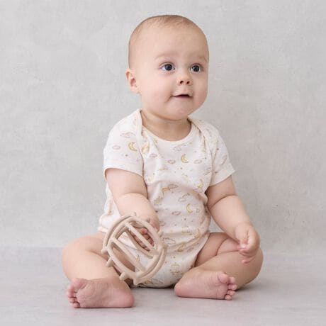 [^ԁF9653507]炵`[tfUC{fBX[cłB炩Rbg100%fނŁAKȒSnBn_ɕۂHقǂĂAO̎hĂ܂BɂOLł^OByzȂyňzʁyLkzynzȂy|PbgzȂsNFfgF71cm pTCYF70cm J[LFfgF68cm pTCYF70cm 