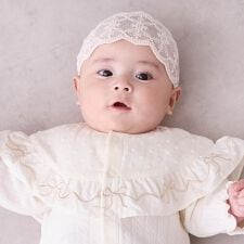 プティマイン(petit main)のレースヘアバンド