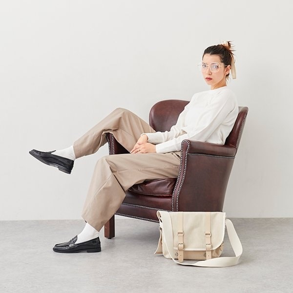 [}C]yLADIESz_uEGXgpc/veB}Cipetit mainj x[W