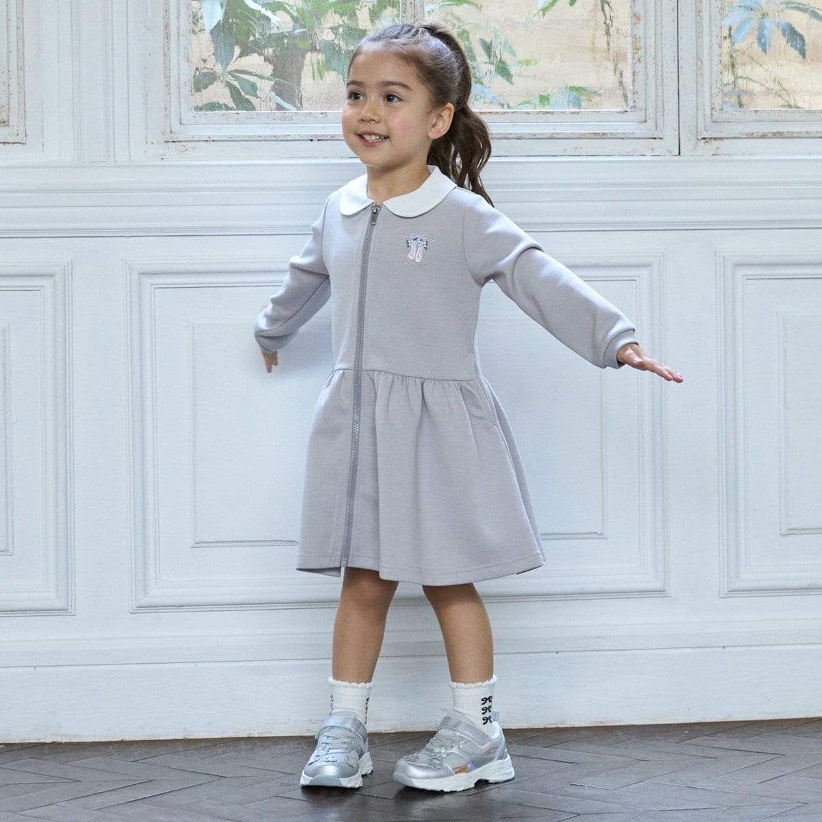 【専用】130 女の子 秋冬お洋服まとめ売り 40点セット ブランド子供服多数☆ 専用】130 女の子 秋冬お洋服まとめ売り 40点セット ブランド子供服