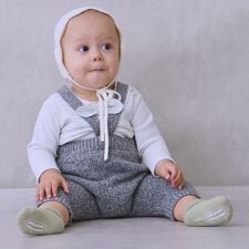 プティマイン(petit main)のサスつきニットパンツセット