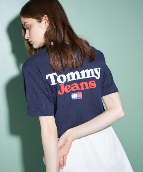 バックグラフィックTシャツ | トミー ジーンズ(TOMMY JEANS) | DM13293