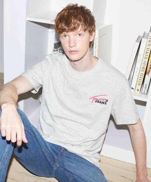 オンライン限定】シグネチャーロゴTシャツ | トミー ジーンズ(TOMMY