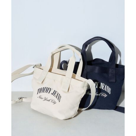 [^ԁFAW16217]zbgT}[~jg[gobOɎg₷ARpNgTCỸg[gobOBy₩ȃ|GXẽLoXfނgp܂BvȍŃ}`Aڈȏ̎[͂łBtgɂ̓g[hȃS炢AVvfUC̃ANZgɁBV_[Xgbv̕tA֗2WAYdlłByTOMMY HILFIGERzĩAJNVbNx[XɃ_ȂЂ˂fUClC̃g~[qtBK[BsIŐꂽYEEBYɉA`hAStCAĂJWAȃfjCƖLxȃJeS[O[ouhB̃Ly[ɂAԒɉiϓꍇ܂BZ[͗\ȂIĂꍇ܂B