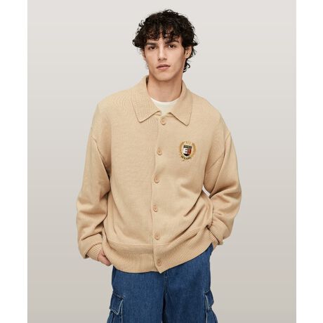 [^ԁFDM19422]TJM BOXY BUTTON DOWN CREST CARyTOMMY HILFIGERzĩAJNVbNx[XɃ_ȂЂ˂fUClC̃g~[qtBK[BsIŐꂽYEEBYɉA`hAStCAĂJWAȃfjCƖLxȃJeS[O[ouhB̃Ly[ɂAԒɉiϓꍇ܂BZ[͗\ȂIĂꍇ܂B