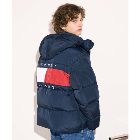 TJM FLAG BACK ALASKA PUFFER EXT/g~[ W[Y(TOMMY JEANS)