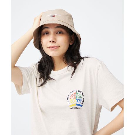 [^ԁFDM20813]M[4J[NXgTVc4J[NXg̃JtȃOtBbNpX^CbVɍʂTVcBɂANZgAfUC߂Ă܂B肵݂̃RbgngpBJWA{gXɂאg̃pcɂ킹₷M[tBbgVGbgRx̍Ȃ\ɂ܂ByTCYzSF68cm g51cm 47cm 18.5cmMF69cm g53cm 48cm 19.5cmLF71cm g56cm 50cm 20cmXLF74cm g58cm 52cm 20.5cmyTOMMY HILFIGERzĩAJNVbNx[XɃ_ȂЂ˂fUClC̃g~[qtBK[BsIŐꂽYEEBYɉA`hAStCAĂJWAȃfjCƖLxȃJeS[O[ouhB