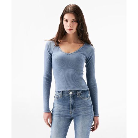 [^ԁFDW20236]XVlbNK[g_CuJbg\[K[g_CɂĐߏグXuJbg\[BVlbN͉ɍLJĂAfReoĂ܂BNbvh̗pARpNgɃfUCBƑ͊Â\郁[nɂĂ܂BeɃuhSAɃtbOS̎hイ{܂ByTOMMY HILFIGERzĩAJNVbNx[XɃ_ȂЂ˂fUClC̃g~[qtBK[BsIŐꂽYEEBYɉA`hAStCAĂJWAȃfjCƖLxȃJeS[O[ouhB