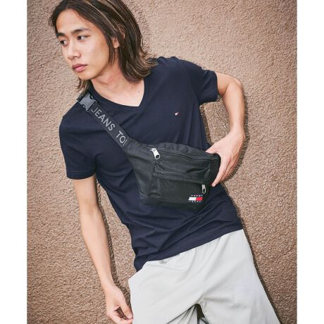 [^ԁFAM13390]GbZVfC[oobO܂ő̂̈ꕔ̂悤ɓށARpNgȃoobOBzɃX}[gtH⌮ȂǁAKvŏ̃ACel߂ĐgyɊOoł܂BAEg|Pbgɂ̓tbOSzAS̃WJ[hXgbv̗pBANeBuɓAEghAgxA]ԂɏƂȂǂɏd󂵂܂BE|Pbg̐F1EzΉi10~20cmjFZEybg{gi500mljFZyTCYzFREEF19cm ő啝25cm }`8cm V_[ŏ58cm V_[ő91cm digj200cmyTOMMY HILFIGERzĩAJNVbNx[XɃ_ȂЂ˂fUClC̃g~[qtBK[BsIŐꂽYEEBYɉA`hAStCAĂJWAȃfjCƖLxȃJeS[O[ouhB