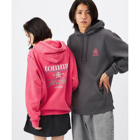 [^ԁFDM22085]EHbVhNXgM[tBbgp[J[悢̗NёfނgpvCp[J[BwʂƍɃNXg⃍SvgĂ܂BVGbg͒ɑłcꂵȂKxɂƂ̂郌M[tBbgBEHbVHŃBe[WɎdグĂA邾łȂꂽAJJWAX^C܂BnFNсyTCYzSF72.0cm g56.0cm 48.0cm 66.0cmMF72.0cm g59.0cm 50.0cm 66.0cmLF72.0cm g63.0cm 52.0cm 66.0cmXLF73.0cm g66.0cm 54.0cm 66.0cmyTOMMY HILFIGERzĩAJNVbNx[XɃ_ȂЂ˂fUClC̃g~[qtBK[BsIŐꂽYEEBYɉA`hAStCAĂJWAȃfjCƖLxȃJeS[O[ouhB